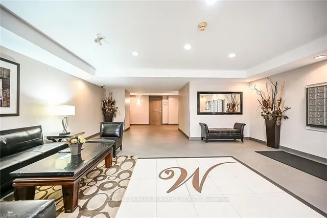 Additional image 4 of 396 Plains Rd Unit 102