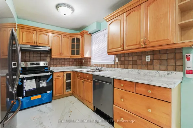 Additional image 14 of 27 Deerpark Cres