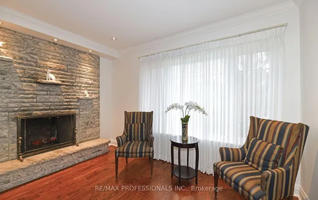 Additional image 3 of 19 Charleston Rd