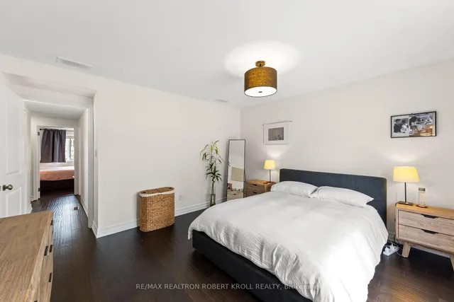 Additional image 25 of 37 Johnston Ave