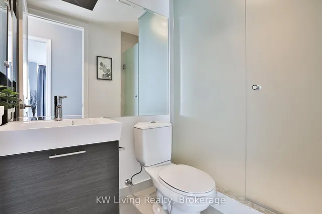 Additional image 21 of 388 Yonge St Unit 7514