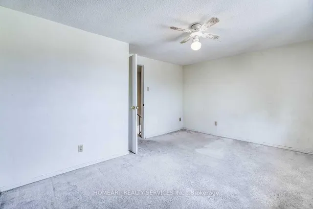 Additional image 9 of 1131 Sandhurst Circ Unit 63