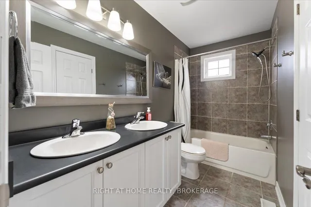 Additional image 13 of 27 Sunnycroft Crt