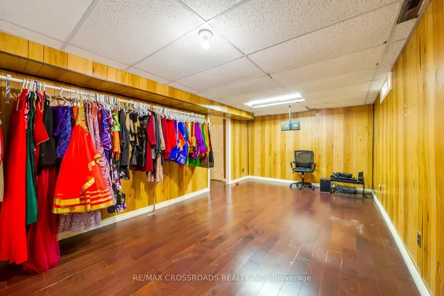 Additional image 26 of 146 Quantrell Tr