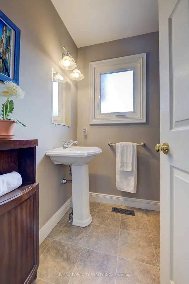 Additional image 21 of 25 Lynnvalley Cres