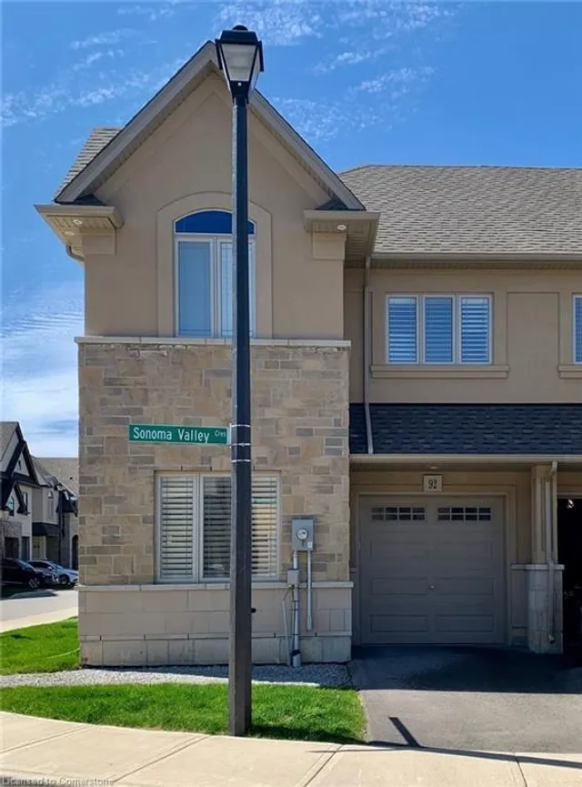 Additional image 2 of 92 Sonoma Valley Cres