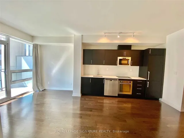 Additional image 4 of 460 Adelaide St Unit 725