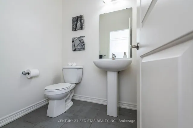 Additional image 11 of 9 Sail Rd