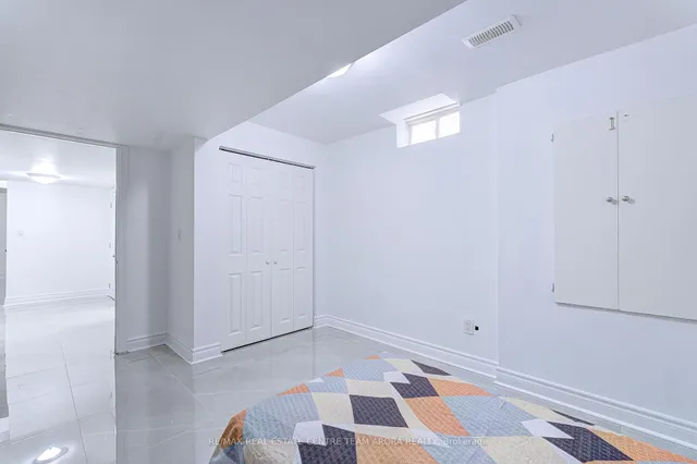 Additional image 38 of 27 Beresford Cres