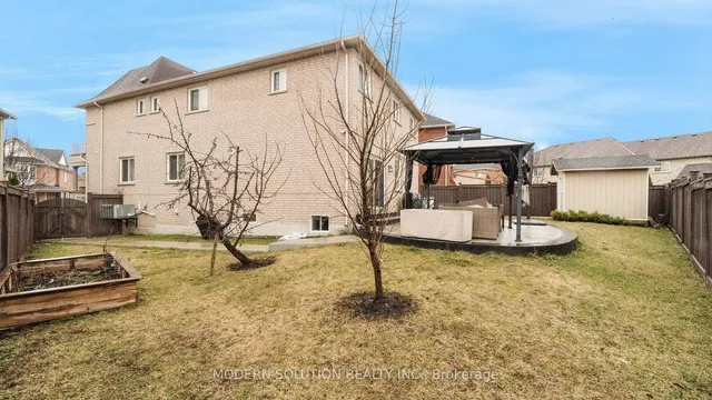 Additional image 20 of 31 Silver Willow Tr