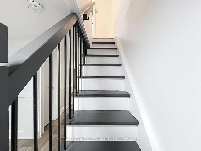 Additional image 21 of 169 Lappin Ave