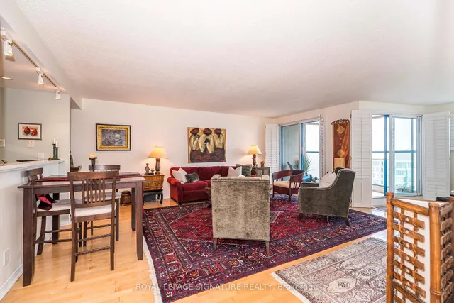 Additional image 10 of 99 Harbour Sq Unit 1812