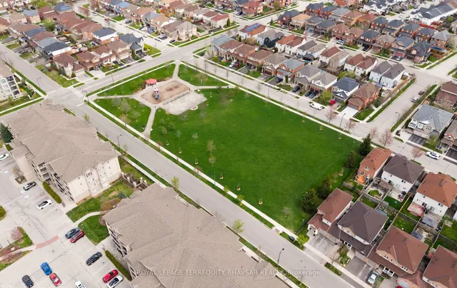 Additional image 42 of 1340 Main St Unit 202