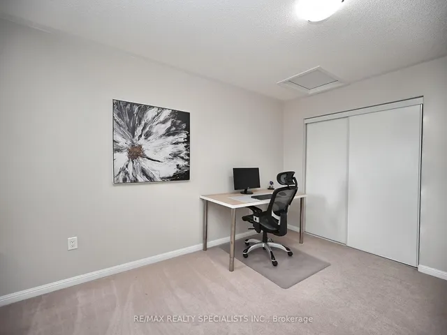 Additional image 42 of 82 Suitor Crt