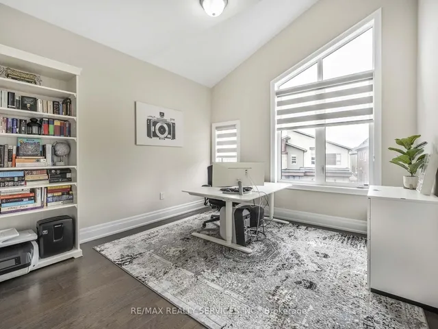 Additional image 32 of 37 Lyle Way