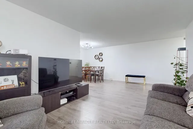 Additional image 20 of 15 Kensington Rd Unit 1112