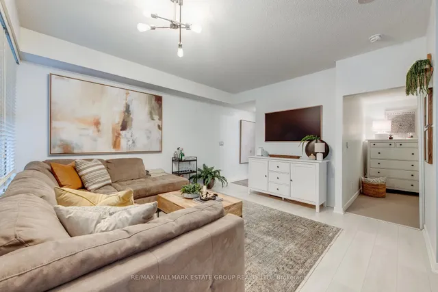 Additional image 6 of 59 East Liberty St Unit 401