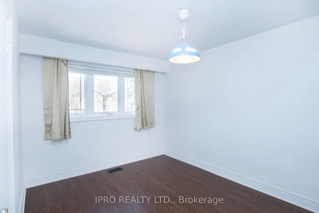 Additional image 32 of 23 Urbandale Ave