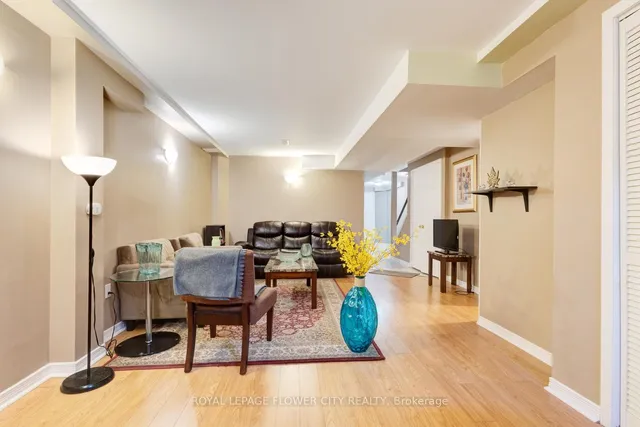 Additional image 39 of 770 Othello Crt Unit 68