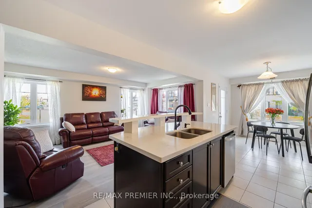 Additional image 11 of 2 Tribune Dr