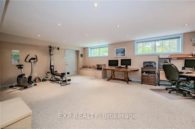 Additional image 31 of 11 COACHMAN Cres