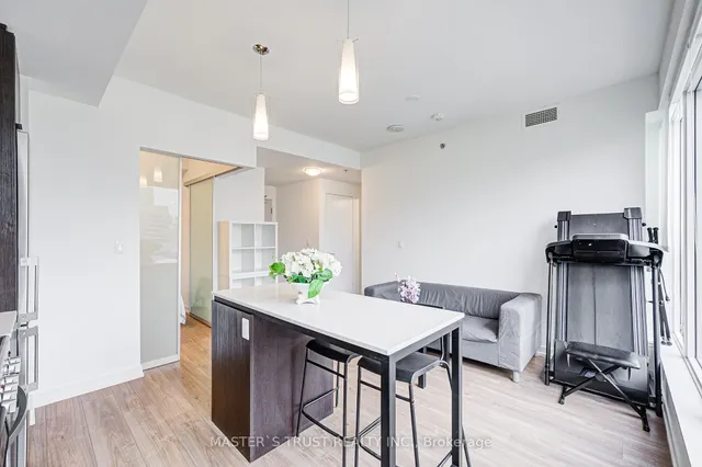 Additional image 10 of 203 College St Unit 1007