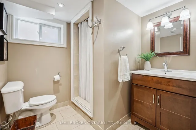 Additional image 29 of 41 Tyre Ave