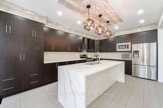 Additional image 17 of 77 Enford Cres