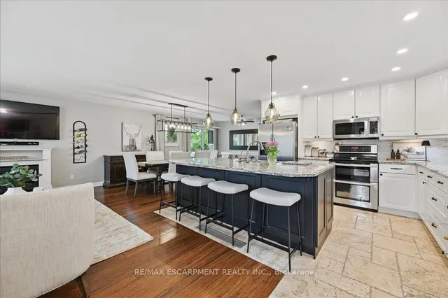 Additional image 11 of 747 MULLIN Way