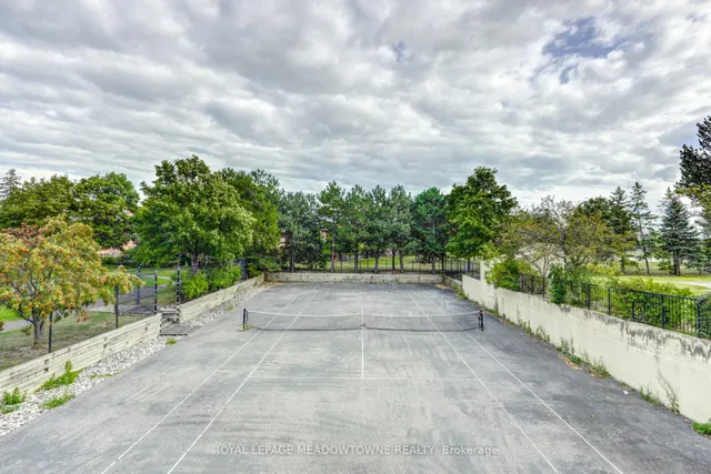 Additional image 39 of 100 County Court Blvd Unit 106