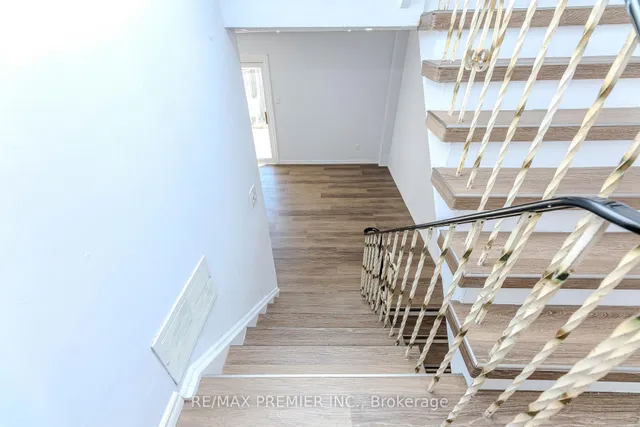 Additional image 10 of 2012 Martin Grove Rd Unit 48