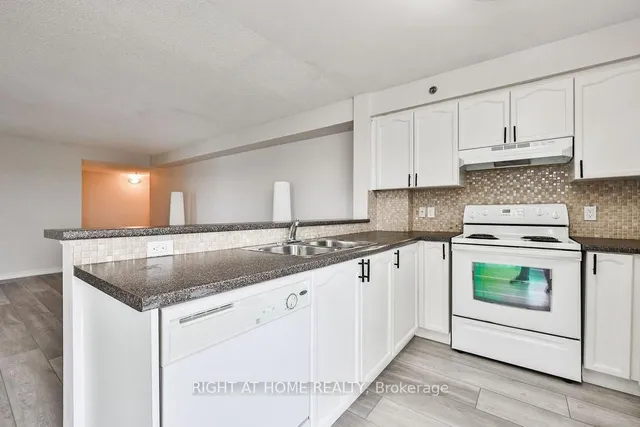 Additional image 20 of 4450 Fairview St Unit 402