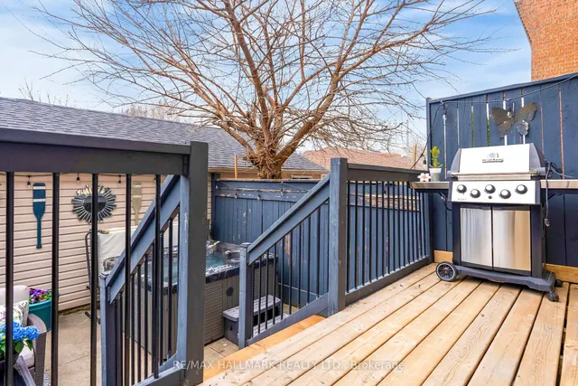 Additional image 46 of 99 Crossovers St