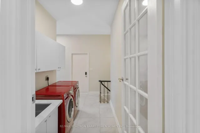 Additional image 21 of 151 Highland Cres