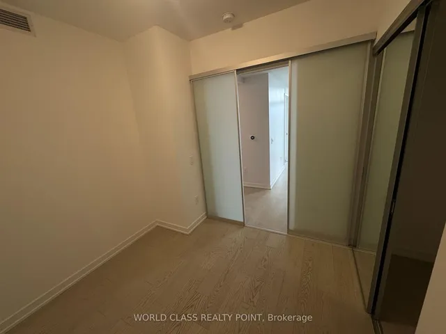 Additional image 12 of 1 Yorkville Ave Unit 1505