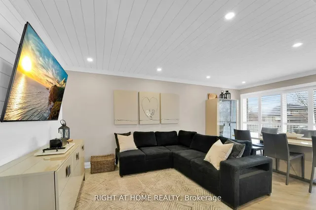 Additional image 14 of 54 Primula Cres