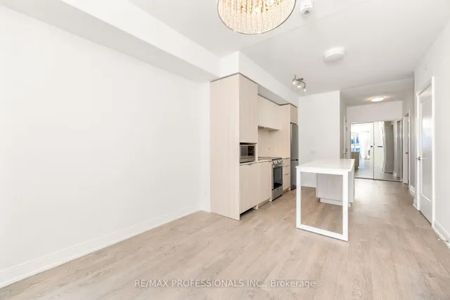 Additional image 16 of 70 Annie Craig Dr Unit 1106