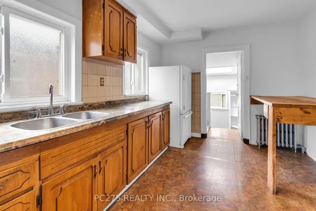 Additional image 8 of 152 Gloucester Grve