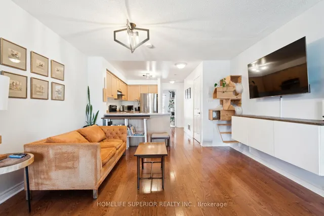 Additional image 15 of 122 Strachan Ave Unit 1