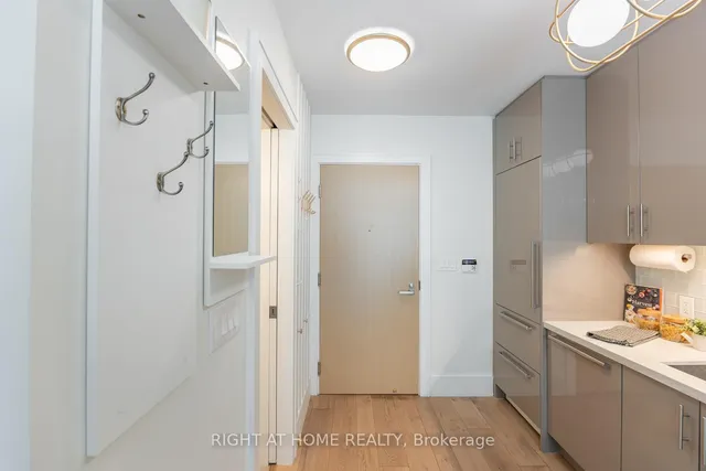 Additional image 21 of 39 Queens Quay Unit 129