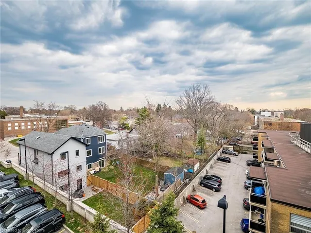 Additional image 32 of 3865 Lake Shore Blvd Unit 401