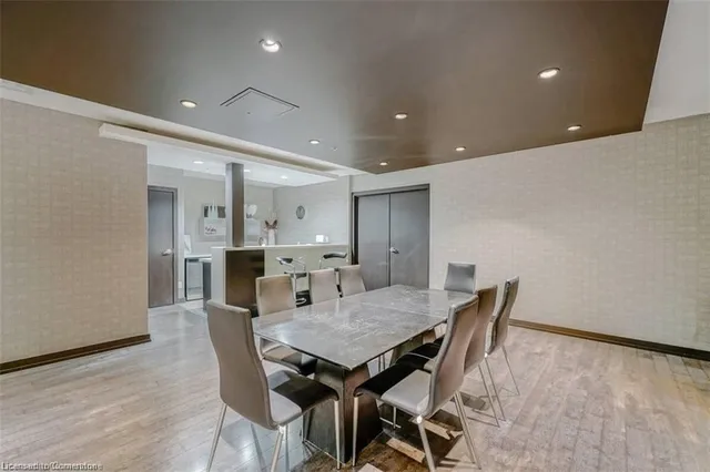 Additional image 23 of 120 Dallimore Cir Unit 926