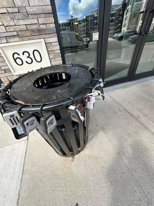 Additional image 33 of 630 Sauve St Unit 404