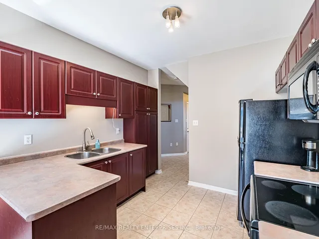 Additional image 16 of 256 Sherwood Rd