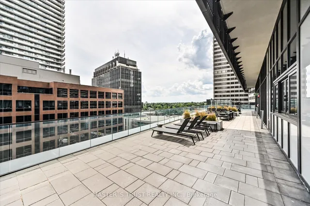 Additional image 36 of 8 Eglinton Ave Unit Ph 5801