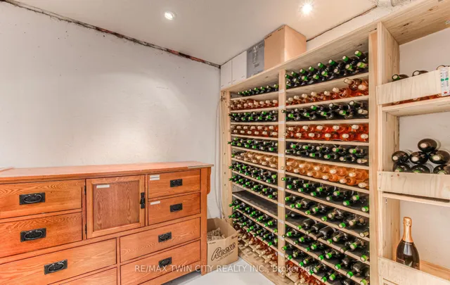 Additional image 31 of 92 Pinehurst Cres