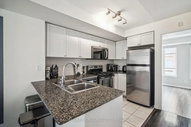 Additional image 7 of 21 Ruttan St Unit 239