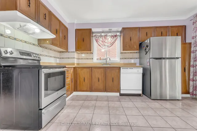 Additional image 19 of 4 Colchester Ave