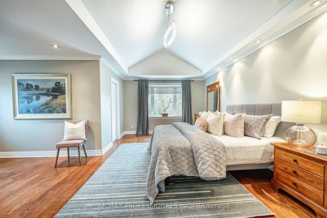 Additional image 21 of 116 Lake Shore Dr