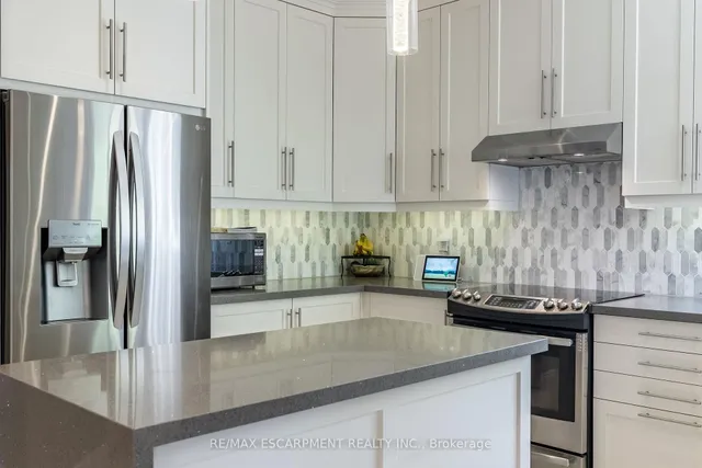 Additional image 8 of 58 ANDERSON Crt